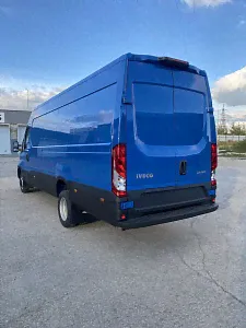 Цельнометаллический фургон Iveco Daily (база)-3
