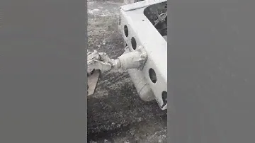 Буксировка тягача на жесткой сцепке.