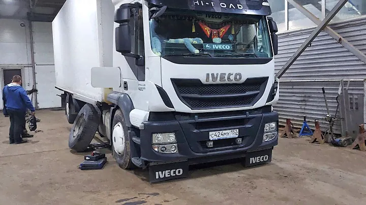 Кончились тормоза,задымились, Iveco stralis . Тургай Сервис выручает.