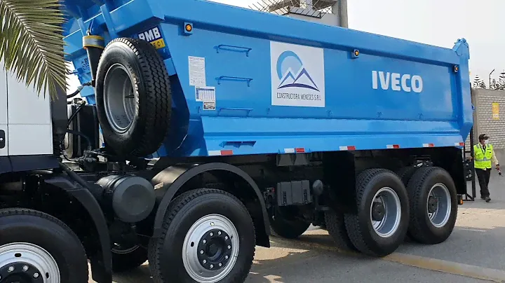 Iveco Trakker 8x4 500hp 20m3