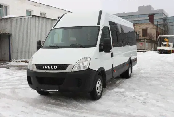 Продам Iveco Daily 50c15 белый микроавтобус