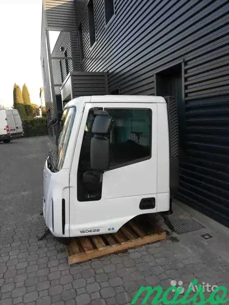 Кабина Ивеко Еврокарго (Iveco Eurocargo) в Санкт-Петербурге-0
