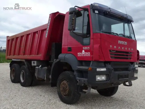 Iveco Trakker AD380T38WH-3